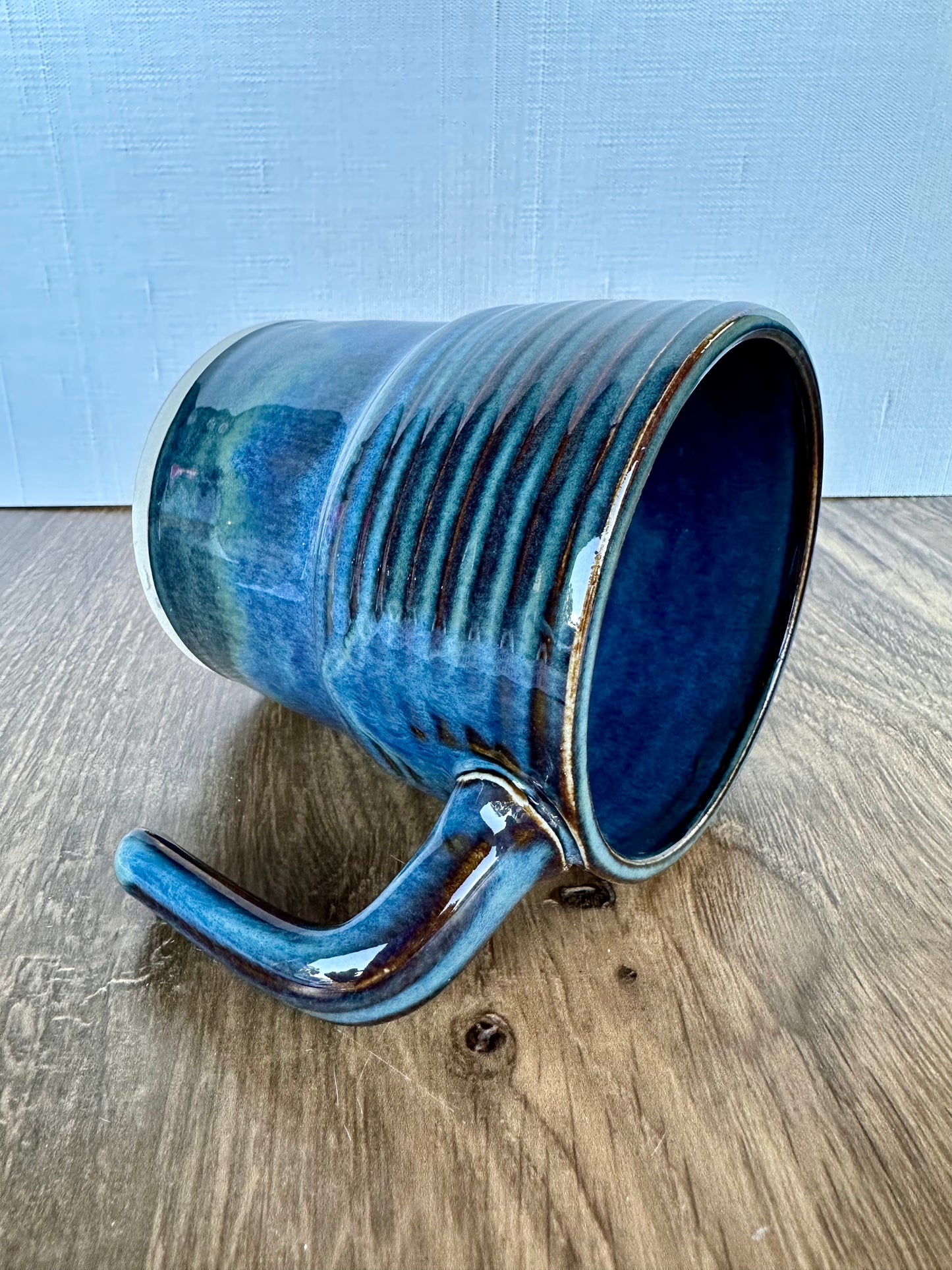 Textured Mug with L-Shaped Handle